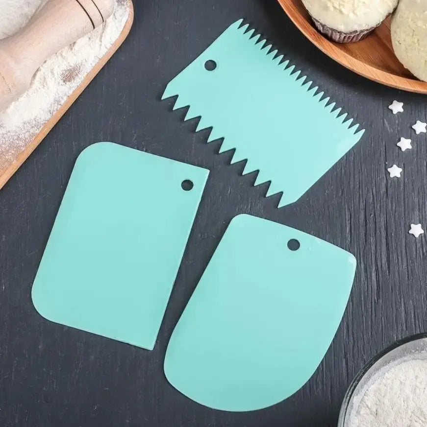 3-Piece Cake Decorating Scraper Set